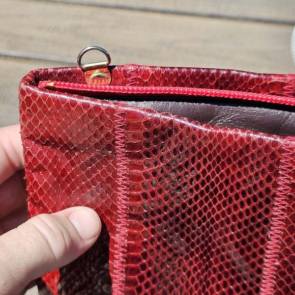 Vtg. Red phyton leather clutch purse - Picture 7 of 8